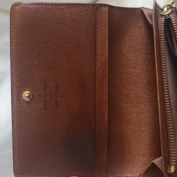 Louis Vuitton LV Monogram Tresor Wallet - Picture 9 of 14